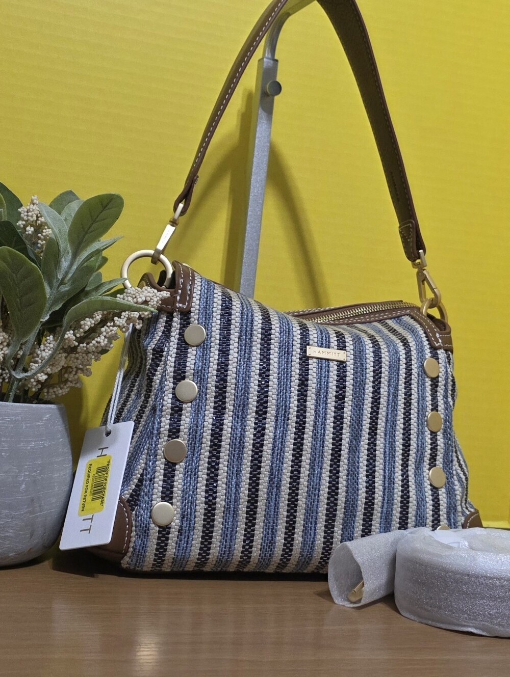 Hammitt MD Bryant Woven Shoulder Bag - Picture 3 of 12